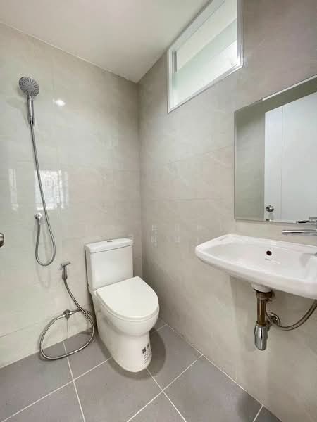 หมู่บ้านพระปิ่น 4 เพชรเกษม 81, Bangkok, Nong Kham, Nong Khaem, Bangkok, 2 Bedrooms, 105 sqm, Semi-Detached House (Twin House) For Sale, by สรภพ ยอดไชย (สีฝุ่น), 500336169 - DDproperty.com