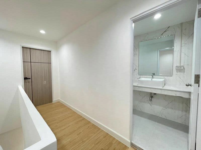 หมู่บ้านพระปิ่น 4 เพชรเกษม 81, Bangkok, Nong Kham, Nong Khaem, Bangkok, 2 Bedrooms, 105 sqm, Semi-Detached House (Twin House) For Sale, by สรภพ ยอดไชย (สีฝุ่น), 500336169 - DDproperty.com