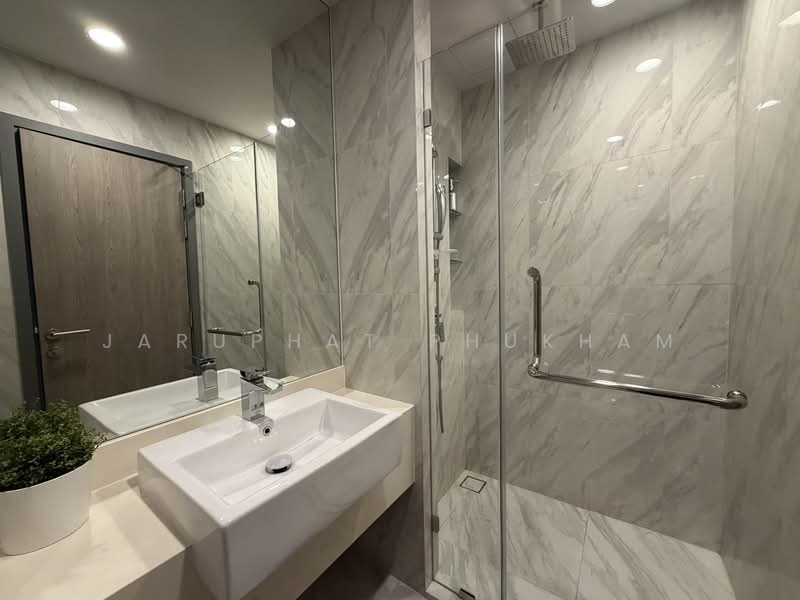 Coco Parc, Bangkok, 1150 Rama 4 Road, Khlong Toei, Bangkok, Studio, 27 sqm, Condo For Rent, by Jaruphat Phukham, 500336174 - DDproperty.com