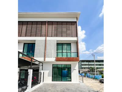 ขาย - ทาวน์โฮม 3 ชั้น ซอยแจ้งวัฒนะ 6, กรุงเทพ