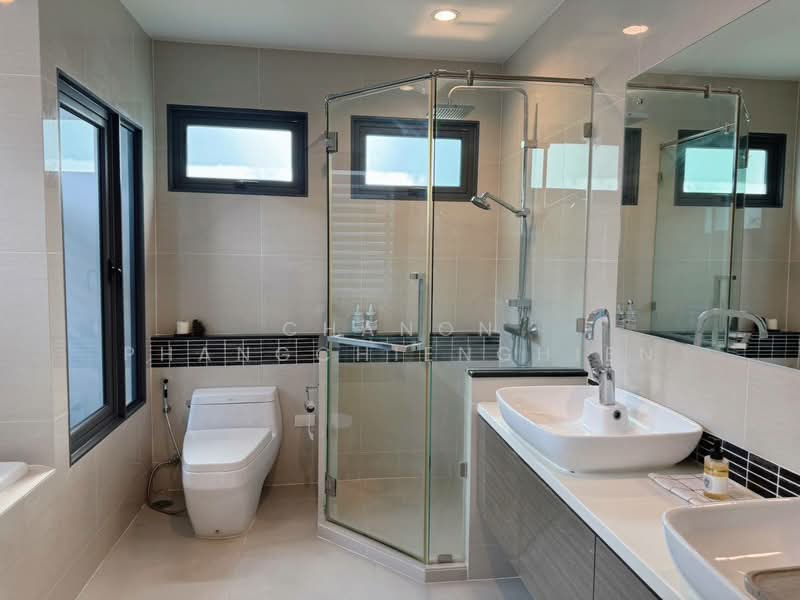 The Palm Pattanakarn, Bangkok, Phatthanakan Road, Suan Luang, Bangkok, 4 Bedrooms, 400 sqm, Single Detached House For Rent, by Chanon Phangchienghien, 500336202 - DDproperty.com