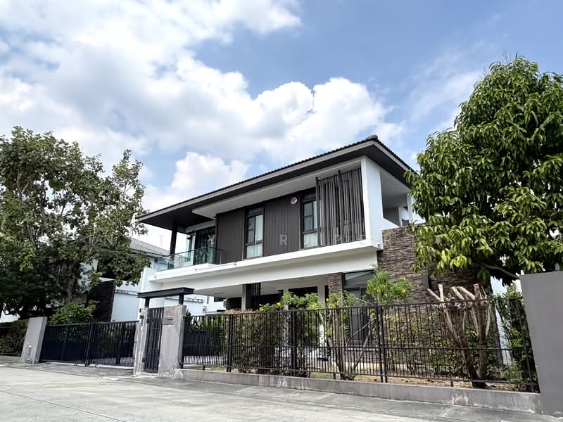 Mantana Bangna Km.7, Samut Prakan, 68 Bangna-Trad Road, Bang Kaeo, Bang Plee, Samut Prakan, 4 Bedrooms, 236 sqm, Single Detached House For Sale, by Nutty Property, 500336228 - DDproperty.com
