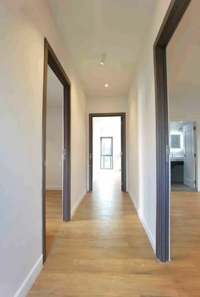 Rare Location, Corner House in Sukhumvit 4 (BTS Nana), Bangkok, Khlong Toei, Bangkok, 3 Bedrooms, 245 sqm, Townhouse For Sale, by Aspire Real Estate Agency Co., Ltd., 500336253 - DDproperty.com