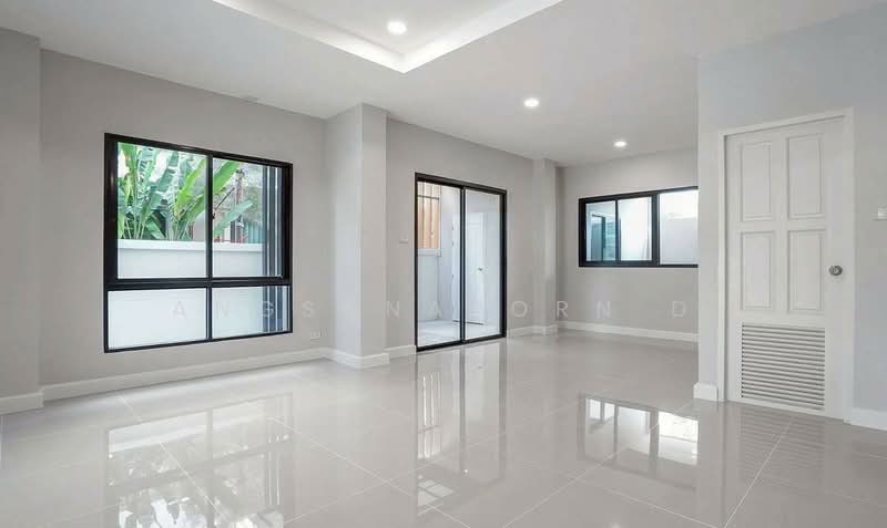 Living Park Rama 5, Nonthaburi, Bang Sri Mueang 1 Road, Bang Sri Muang, Muang Nonthaburi, Nonthaburi, 5 Bedrooms, 212 sqm, Townhouse For Sale, by Angsanaporn D, 500336283 - DDproperty.com