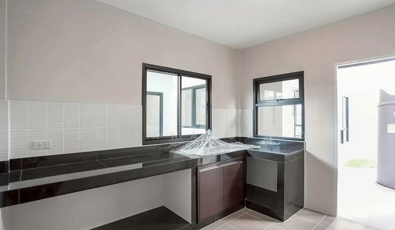 Living Park Rama 5, Nonthaburi, Bang Sri Mueang 1 Road, Bang Sri Muang, Muang Nonthaburi, Nonthaburi, 5 Bedrooms, 212 sqm, Townhouse For Sale, by Angsanaporn D, 500336283 - DDproperty.com