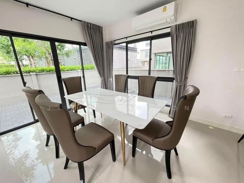 Baan Klang Muang Ramintra 83 Station, Bangkok, 16 Kanchanaphisek Road, Ram Inthra, Khan Na Yao, Bangkok, 4 Bedrooms, 218 sqm, Townhouse For Rent, by Pranisa Jirathongpoon, 500336285 - DDproperty.com