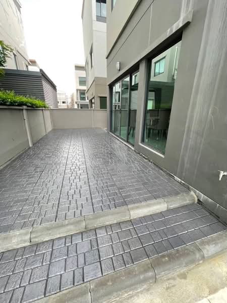 Baan Klang Muang Ramintra 83 Station, Bangkok, 16 Kanchanaphisek Road, Ram Inthra, Khan Na Yao, Bangkok, 4 Bedrooms, 218 sqm, Townhouse For Rent, by Pranisa Jirathongpoon, 500336285 - DDproperty.com