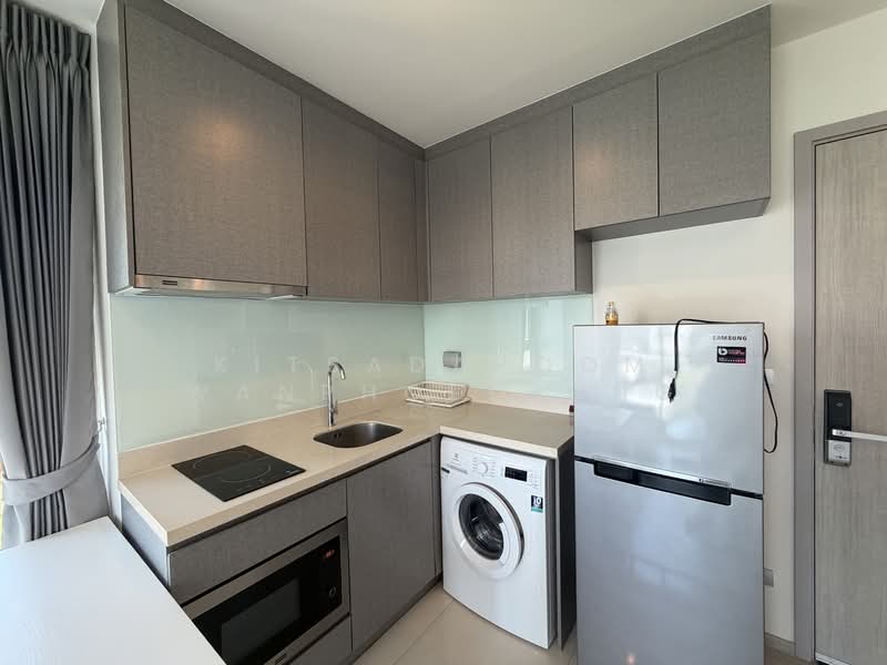 Rhythm Sukhumvit 36-38, Bangkok, 55 Soi Sukhumvit 36, Sukhumvit Road, Phra Kanong, Khlong Toei, Bangkok, 1 Bedroom, 50 sqm, Condo For Rent, by Kitsadapoom Wanpholthong, 500336333 - DDproperty.com