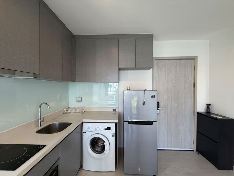 Rhythm Sukhumvit 36-38, Bangkok, 55 Soi Sukhumvit 36, Sukhumvit Road, Phra Kanong, Khlong Toei, Bangkok, 1 Bedroom, 50 sqm, Condo For Rent, by Kitsadapoom Wanpholthong, 500336333 - DDproperty.com