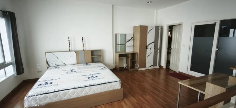 Baan Klang Muang Urbanion Rama 9-Ladprao, Bangkok, Soi Ladprao 84, Ladprao Road, Wang Thonglang, Bangkok, 3 Bedrooms, 160 sqm, Townhouse For Rent, by Connex Property, 500336335 - DDproperty.com