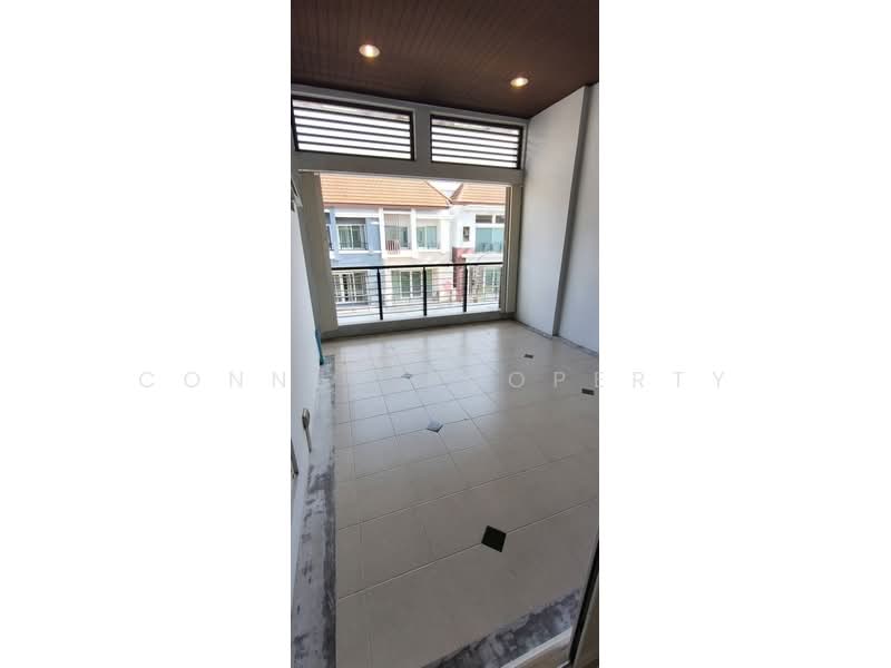 Baan Klang Muang Urbanion Rama 9-Ladprao : บ้านกลางเมือง เออร์บาเนี่ยน พระราม 9-ลาดพร้าว, กรุงเทพ, ซอยลาดพร้าว 84 ถนนลาดพร้าว, วังทองหลาง, กรุงเทพ, 160 ตร.ม., ทาวน์เฮ้าส์ ให้เช่า, โดย Connex Property, 500336335 - DDproperty.com
