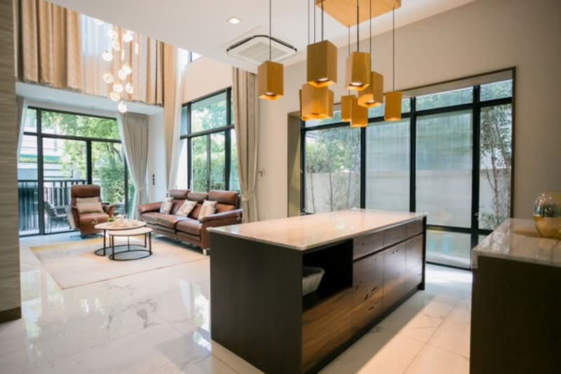The Gentry Ekamai-Ladprao, Bangkok, 90 Soi Ladprao 94, Phlapphla, Wang Thonglang, Bangkok, 3 Bedrooms, 380 sqm, Single Detached House For Rent, by นัฐพงค์ มณีอัครเนตร, 500336338 - DDproperty.com