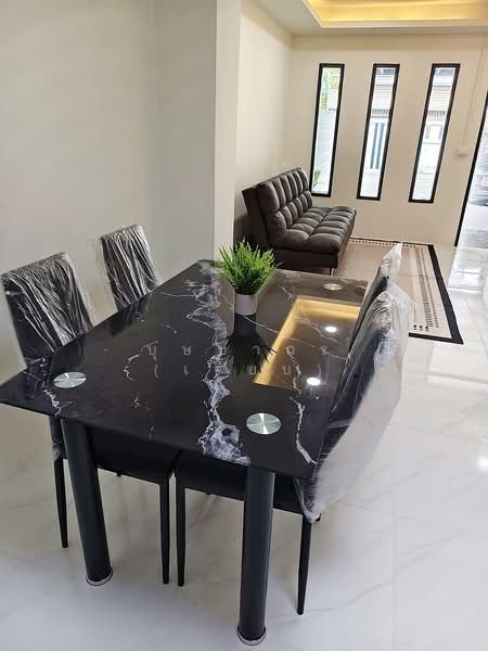 บ้านหลังริม หมู่บ้าน ระเบียงทอง 3 ถนนเทพรักษ์ สายไหม ใกล้ บิ๊กซี สะพานใหม่, กรุงเทพ, เทพรักษ์, คลองถนน, สายไหม, กรุงเทพ, 110 ตร.ม., ทาวน์เฮ้าส์ ขาย, โดย บุษบากร (เจี๊ยบ), 500336416 - DDproperty.com
