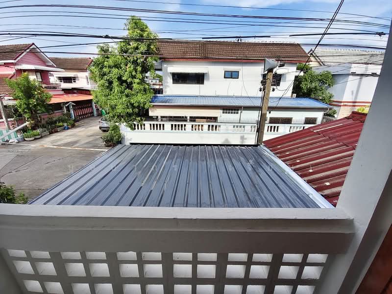 บ้านหลังริม หมู่บ้าน ระเบียงทอง 3 ถนนเทพรักษ์ สายไหม ใกล้ บิ๊กซี สะพานใหม่, กรุงเทพ, เทพรักษ์, คลองถนน, สายไหม, กรุงเทพ, 110 ตร.ม., ทาวน์เฮ้าส์ ขาย, โดย บุษบากร (เจี๊ยบ), 500336416 - DDproperty.com