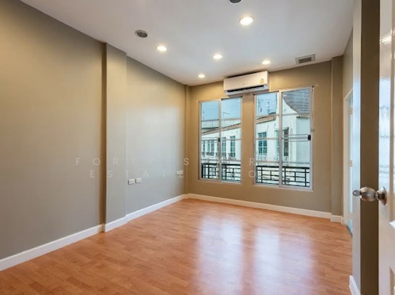 หมู่บ้านกลางเมืองเดอะปารีส รัชวิภา, Bangkok, Lat Yao, Chatuchak, Bangkok, 4 Bedrooms, 240 sqm, Single Detached House For Rent, by Forty-Six Real Estate Group, 500336434 - DDproperty.com