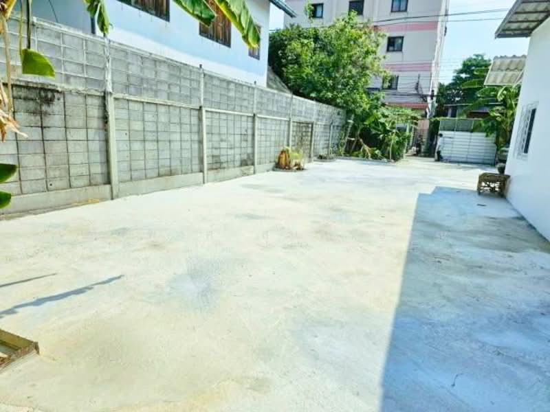 ไม่พบโครงการ, Nonthaburi, รัตนาธิเบศร์ ติวานนท์, Talat Kwan, Muang Nonthaburi, Nonthaburi, 2 Bedrooms, 300 sqm, Single Detached House For Rent, by ณัฐพงศ์ สุนทรอรุณ, 500336442 - DDproperty.com
