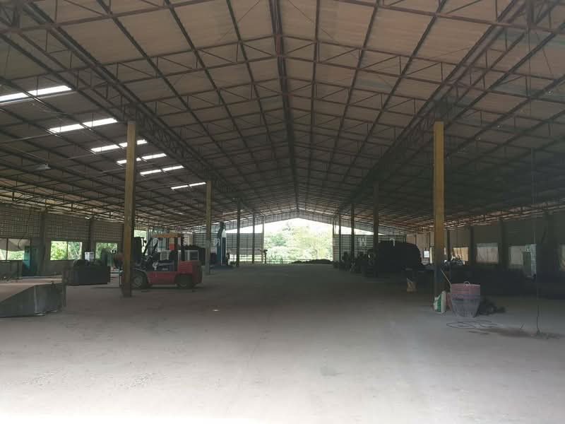 ให้เช่าที่ดิน5ไร่กว่า พร้อมโกดัง1800 ตรม. หนองขาม ศรีราชา, Chon Buri (Pattaya), Nong - Kham, Si Racha, Chon Buri (Pattaya), , 1,800 sqm, Warehouse/Factory For Rent, by Dusit Saengfa, 500336443 - DDproperty.com