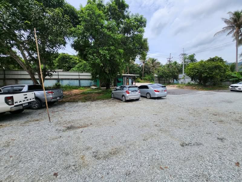 ให้เช่าที่ดิน5ไร่กว่า พร้อมโกดัง1800 ตรม. หนองขาม ศรีราชา, Chon Buri (Pattaya), Nong - Kham, Si Racha, Chon Buri (Pattaya), , 1,800 sqm, Warehouse/Factory For Rent, by Dusit Saengfa, 500336443 - DDproperty.com