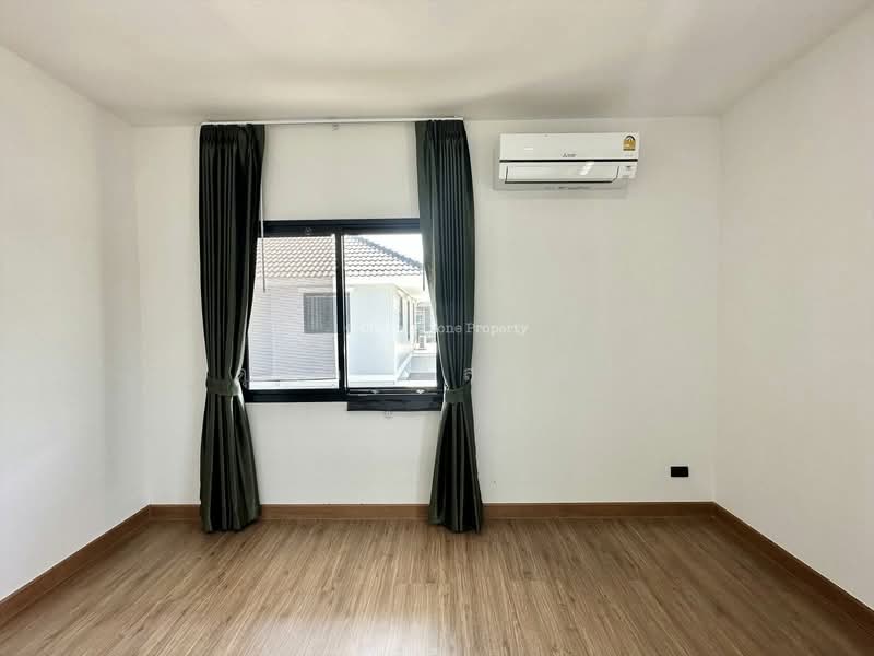 ขายบ้านเดี่ยวหลังใหญ่ พื้นที่เยอะมาก ม.มณีรินทร์ไพรเวทซี่ ศรีราชา, Chon Buri (Pattaya), Nong - Kham, Si Racha, Chon Buri (Pattaya), 4 Bedrooms, 450 sqm, Single Detached House For Sale, by Dusit Saengfa, 500336446 - DDproperty.com
