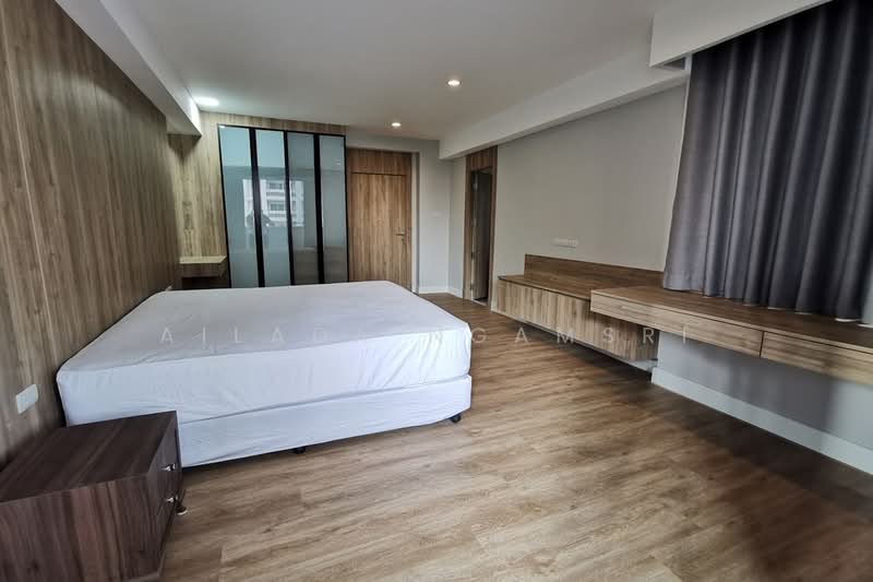 Raj Mansion, Bangkok, 31-33 Soi Sukhumvit 20, Khlong Toei, Bangkok, 4 Bedrooms, 380 sqm, Condo For Rent, by Ailada Ngamsri, 500336460 - DDproperty.com