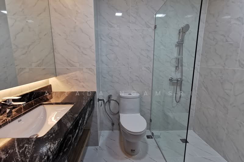 Raj Mansion, Bangkok, 31-33 Soi Sukhumvit 20, Khlong Toei, Bangkok, 4 Bedrooms, 380 sqm, Condo For Rent, by Ailada Ngamsri, 500336460 - DDproperty.com