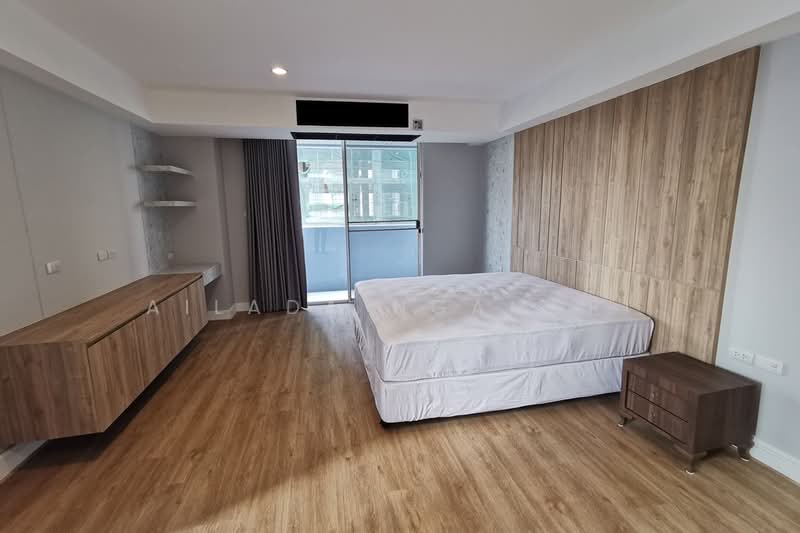 Raj Mansion, Bangkok, 31-33 Soi Sukhumvit 20, Khlong Toei, Bangkok, 4 Bedrooms, 380 sqm, Condo For Rent, by Ailada Ngamsri, 500336460 - DDproperty.com