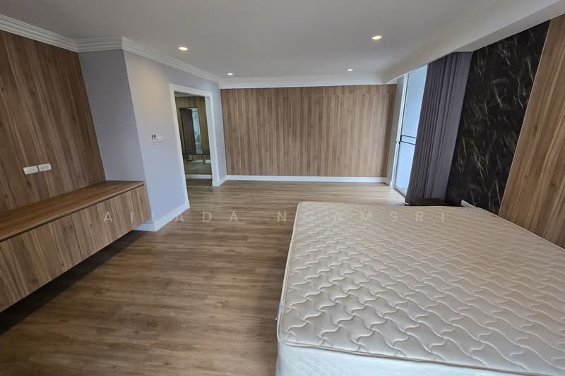 Raj Mansion, Bangkok, 31-33 Soi Sukhumvit 20, Khlong Toei, Bangkok, 4 Bedrooms, 380 sqm, Condo For Rent, by Ailada Ngamsri, 500336460 - DDproperty.com