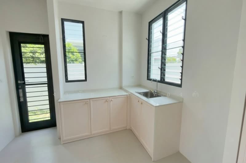 Nantawan Bangna km.15, Samut Prakan, 559 Bangna-Trad Road, Bang Chalong, Bang Plee, Samut Prakan, 4 Bedrooms, 450 sqm, Single Detached House For Sale, by สง่าชัย ไทรทองคำ, 500336462 - DDproperty.com
