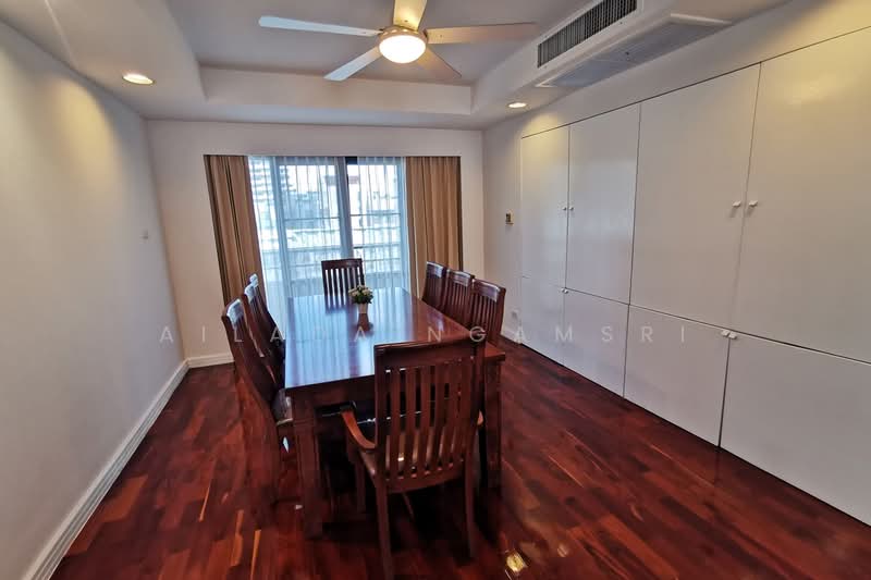 Cosmo Villa, Bangkok, 33 ซอยสุขุมวิท 12 ถนนสุขุมวิท แขวง/เขตคลองเตย กทม., Khlong Toei, Bangkok, 3 Bedrooms, 250 sqm, Condo For Rent, by Ailada Ngamsri, 500336465 - DDproperty.com