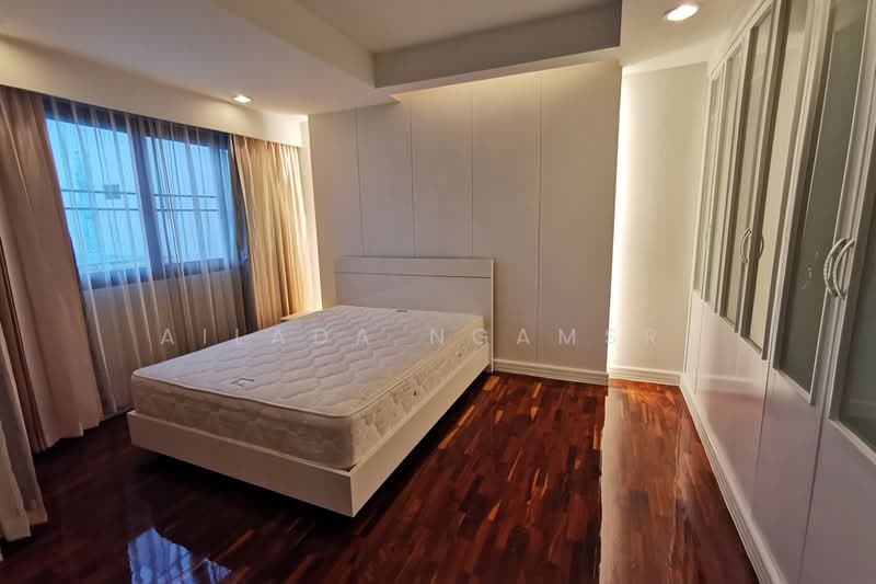 Cosmo Villa, Bangkok, 33 ซอยสุขุมวิท 12 ถนนสุขุมวิท แขวง/เขตคลองเตย กทม., Khlong Toei, Bangkok, 3 Bedrooms, 250 sqm, Condo For Rent, by Ailada Ngamsri, 500336465 - DDproperty.com