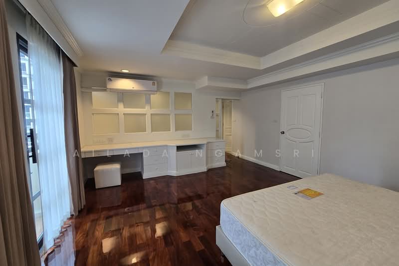 Cosmo Villa, Bangkok, 33 ซอยสุขุมวิท 12 ถนนสุขุมวิท แขวง/เขตคลองเตย กทม., Khlong Toei, Khlong Toei, Bangkok, 3 Bedrooms, 250 sqm, Condo For Rent, by Ailada Ngamsri, 500336465 - DDproperty.com
