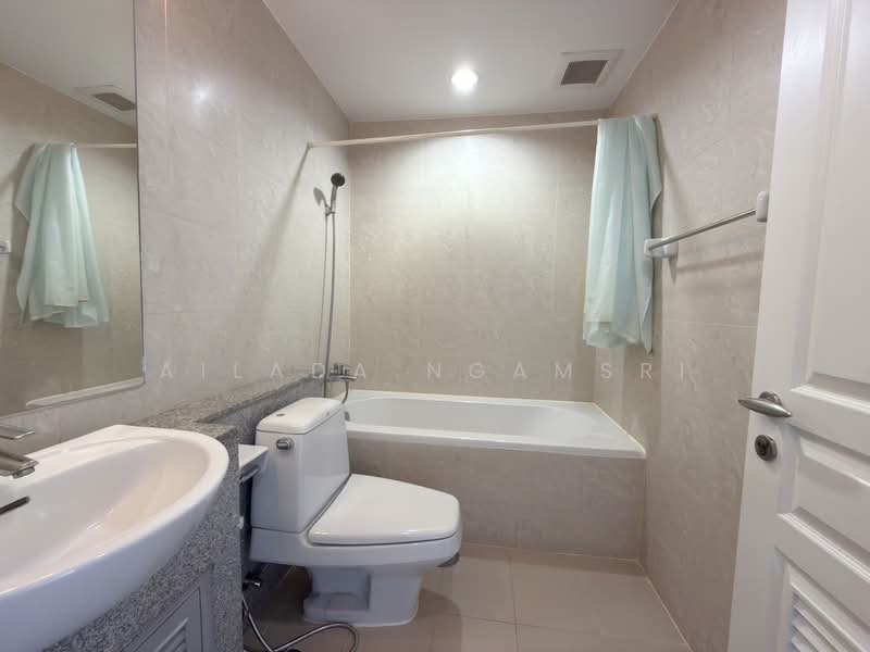 Prasanmitr Thani Tower, Bangkok, Soi Sukhumvit 23, Khlongtoei Nua, Watthana, Bangkok, 3 Bedrooms, 220 sqm, Condo For Rent, by Ailada Ngamsri, 500336466 - DDproperty.com
