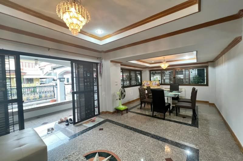 Chaiyapruek Ramintra-Watcharapol, Bangkok, 100 Sukhaphiban 5 Road, O-Ngoen, Sai Mai, Bangkok, 3 Bedrooms, 200 sqm, Single Detached House For Sale, by คุณบี, 500336467 - DDproperty.com