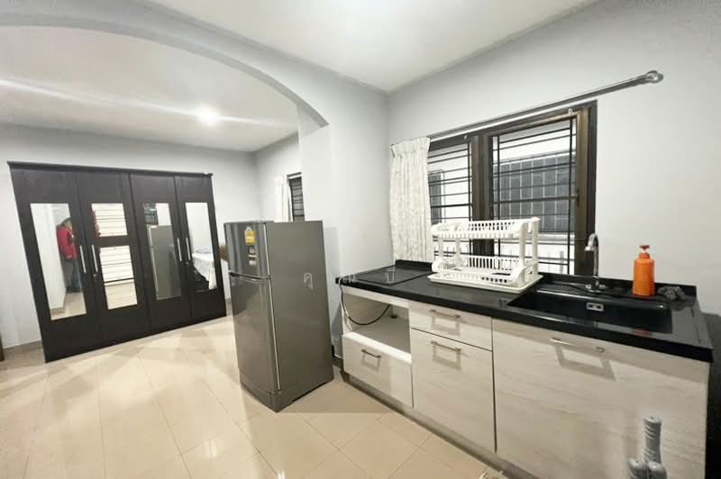 Chaiyapruek Ramintra-Watcharapol, Bangkok, 100 Sukhaphiban 5 Road, O-Ngoen, Sai Mai, Bangkok, 3 Bedrooms, 200 sqm, Single Detached House For Sale, by คุณบี, 500336467 - DDproperty.com