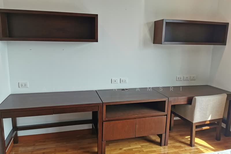 Chodtayakorn, Bangkok, Soi Sukhumvit 23, Khlongtoei Nua, Watthana, Bangkok, 4 Bedrooms, 245 sqm, Apartment For Rent, by Ailada Ngamsri, 500336469 - DDproperty.com