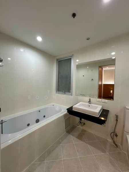 The Master Centrium Asoke-Sukhumvit, Bangkok, Sukhumvit 21, Khlongtoei Nua, Watthana, Bangkok, 2 Bedrooms, 150 sqm, Condo For Rent, by Thiti Boonchurn, 500336483 - DDproperty.com