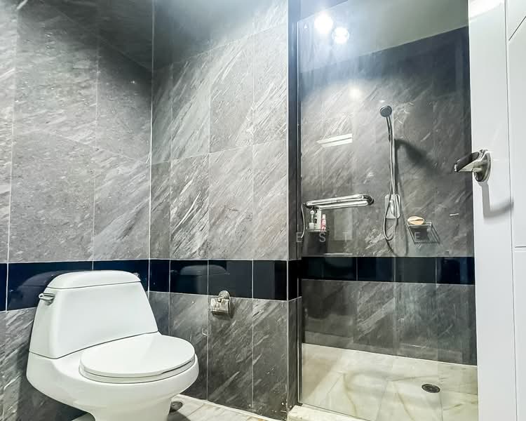 Townhouse for Sale Wongamat Beach Pattaya Sea View, Chon Buri (Pattaya), Bang Lamung, Bang Lamung (Pattaya), Chon Buri (Pattaya), 3 Bedrooms, 180 sqm, Townhouse For Sale, by PLC real estate, 500336498 - DDproperty.com