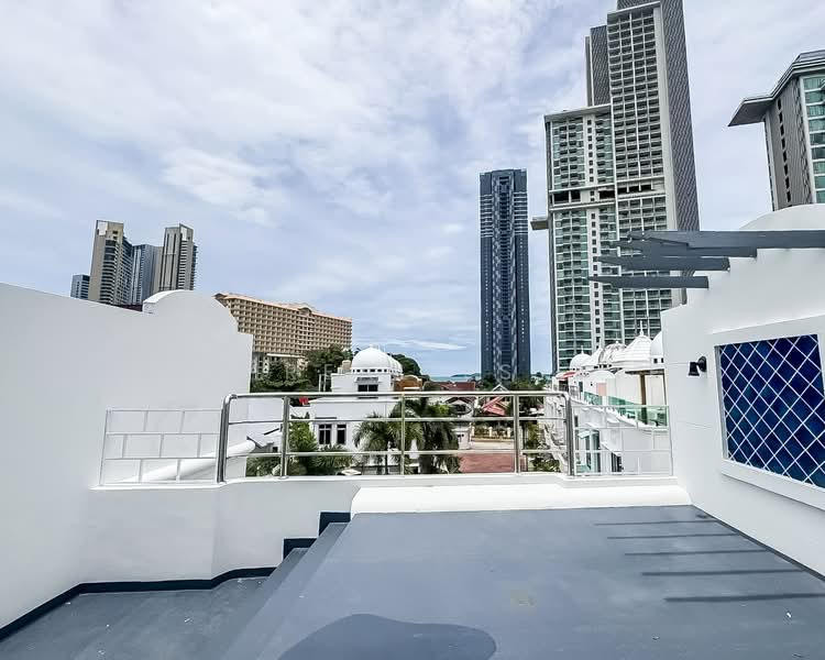 Townhouse for Sale Wongamat Beach Pattaya Sea View, Chon Buri (Pattaya), Bang Lamung, Bang Lamung (Pattaya), Chon Buri (Pattaya), 3 Bedrooms, 180 sqm, Townhouse For Sale, by PLC real estate, 500336498 - DDproperty.com