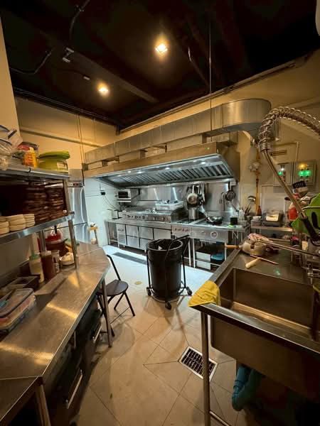 For Rent: Commercial Building Ready for Business Operation near BTS Bang Chak (Walking Distance) (SP, Bangkok, สุขุมวิท, Bang Chak, Phra Khanong, Bangkok, , 450 sqm, Business For Rent, by Khun Poon, 500336514 - DDproperty.com