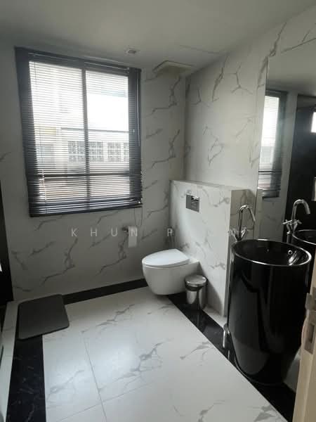 For Rent: Residential Building with Elevator in Thonglor (SPSSR229), Bangkok, ทองหล่อ23, Khlong Tan Nua, Watthana, Bangkok, 4 Bedrooms, 900 sqm, Townhouse For Rent, by Khun Poon, 500336530 - DDproperty.com