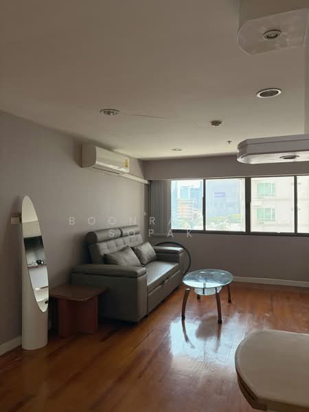 The Royal Place 2, Bangkok, 6-6/429 Soi Mahatlek Luang 2, Lumphini, Pathum Wan, Bangkok, 1 Bedroom, 62 sqm, Condo For Rent, by Boonraksa Sopak, 500336569 - DDproperty.com
