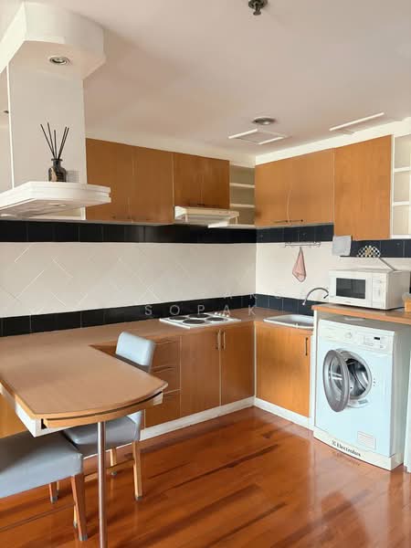 The Royal Place 2, Bangkok, 6-6/429 Soi Mahatlek Luang 2, Lumphini, Pathum Wan, Bangkok, 1 Bedroom, 62 sqm, Condo For Rent, by Boonraksa Sopak, 500336569 - DDproperty.com