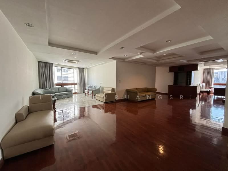 President Park Sukhumvit 24, Bangkok, 99 Sukhumvit 24 Alley, Khlongtoei Nua, Watthana, Bangkok, 3 Bedrooms, 223 sqm, Condo For Rent, by Phoom Imruangsri, 500336584 - DDproperty.com