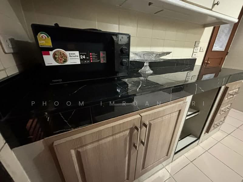 President Park Sukhumvit 24, Bangkok, 99 Sukhumvit 24 Alley, Khlongtoei Nua, Watthana, Bangkok, 3 Bedrooms, 223 sqm, Condo For Rent, by Phoom Imruangsri, 500336584 - DDproperty.com