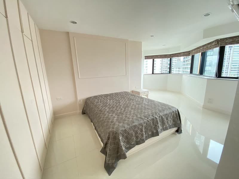 President Park Sukhumvit 24, Bangkok, 99 Sukhumvit 24 Alley, Khlongtoei Nua, Watthana, Bangkok, 3 Bedrooms, 260 sqm, Condo For Rent, by Phoom Imruangsri, 500336599 - DDproperty.com