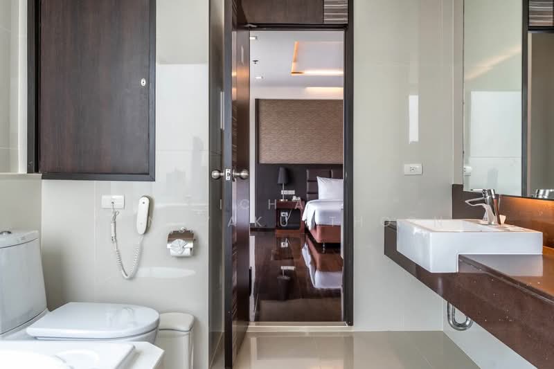 Jasmine Grande Residence, Bangkok, 4338 Rama IV Road, Phra Kanong, Khlong Toei, Bangkok, 2 Bedrooms, 70 sqm, Apartment For Rent, by Vichai  Annavakulthorn, 500336630 - DDproperty.com