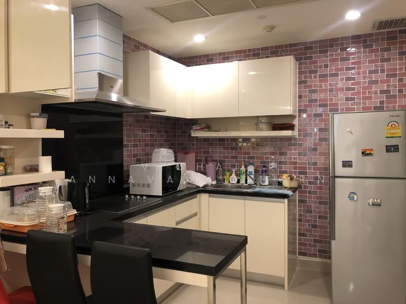 Watermark Chaophraya, Bangkok, Soi Charoennakorn 39-41, Charoennakorn Road, Bang Lam Phu Lang, Khlong San, Bangkok, 2 Bedrooms, 96 sqm, Condo For Rent, by Vichai Annavakulthorn, 500336652 - DDproperty.com