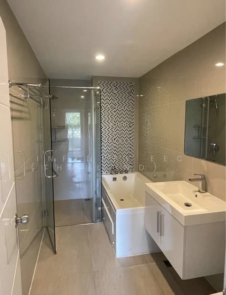 Sea Hill Condo Sriracha : ซีฮิลล์ คอนโด ศรีราชา, ชลบุรี, 456 หมู่ 10 ถนนสุขุมวิท, บางพระ, ศรีราชา, ชลบุรี, 43 ตร.ม., คอนโด ขาย, โดย Infinity EEC (Thailand) Co., Ltd., 500336666 - DDproperty.com