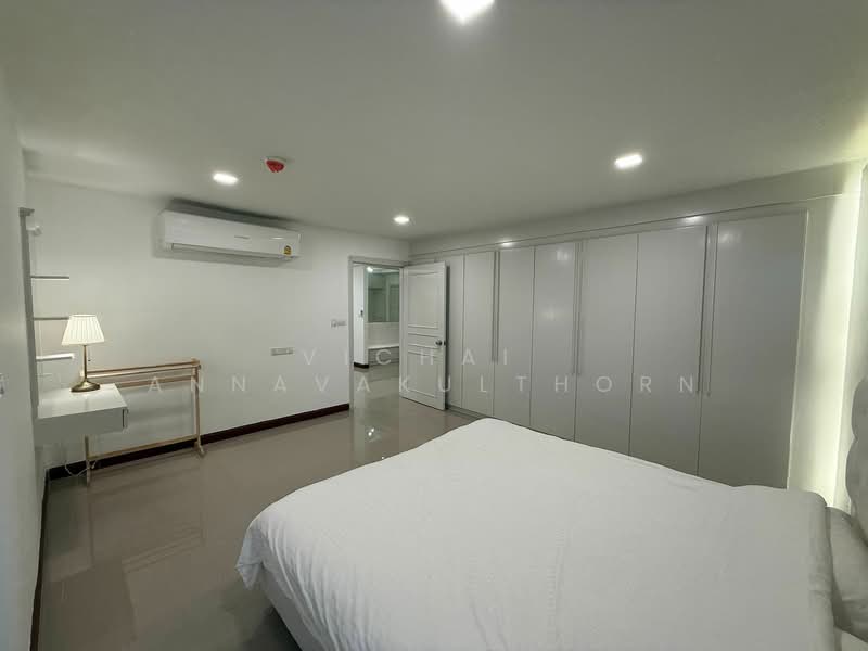President Park Sukhumvit 24, Bangkok, 99 Sukhumvit 24 Alley, Khlongtoei Nua, Watthana, Bangkok, 3 Bedrooms, 220 sqm, Condo For Rent, by Vichai Annavakulthorn, 500336680 - DDproperty.com