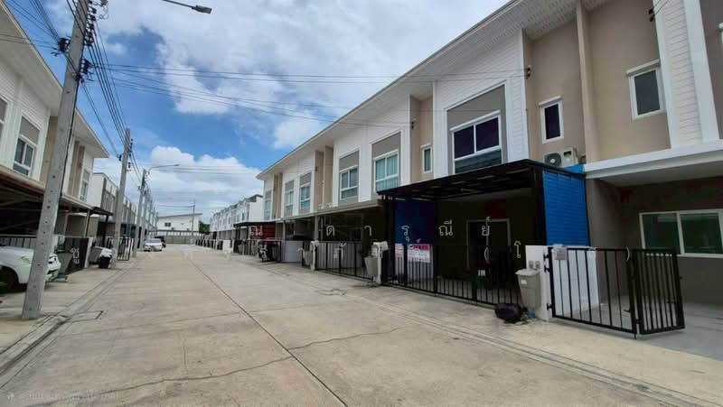 กัสโต้ กิ่งแก้ว-สุวรรณภูมิ, Samut Prakan, ถนนกิ่งแก้ว, Rachathewa, Bang Plee, Samut Prakan, 3 Bedrooms, 100 sqm, Townhouse For Sale, by คุณ ดารุณีย์ ชูวงค์จิราภัทร์ (โรส), 500336699 - DDproperty.com